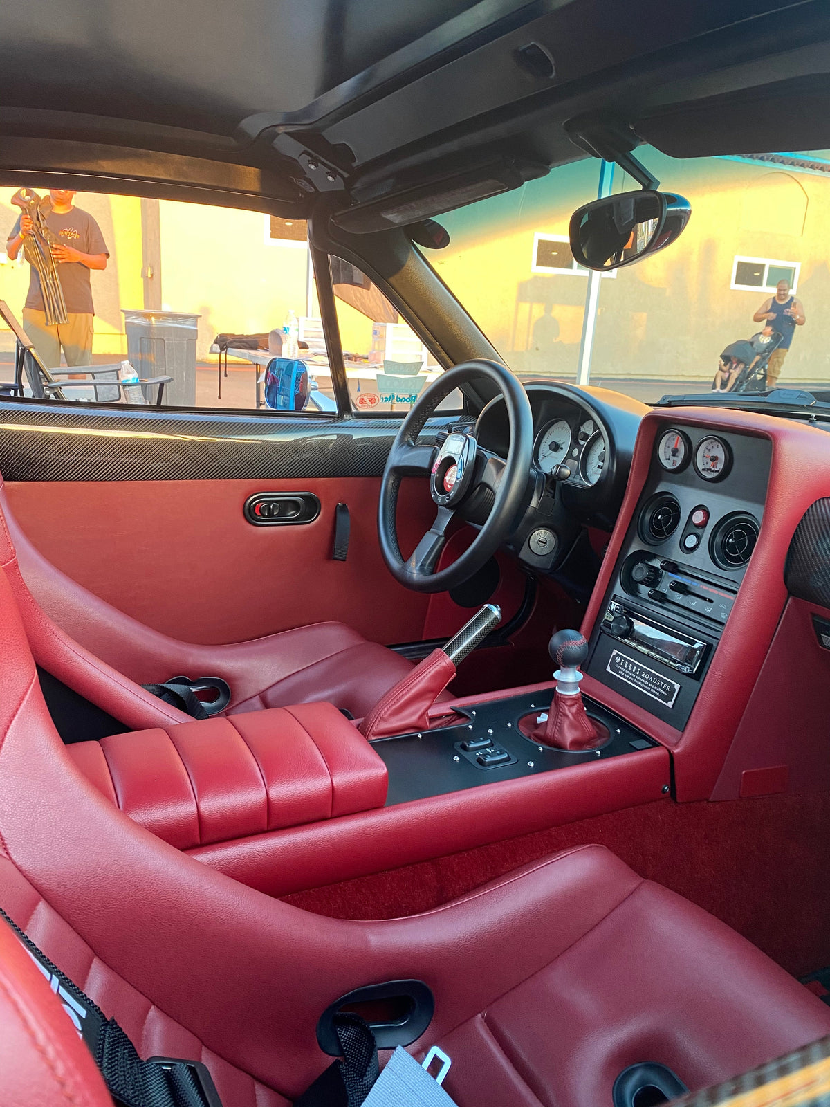 ZOOM ENGINEERING Mazda Roadster (NA6 / NA8) Eunos NA Roadster Manual Trad Style Console (NA Red Leather) (Black Black Black None)