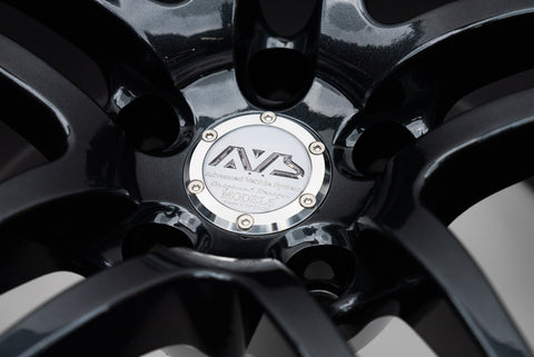 Yokohama AVS Model 5 17" 9J +22, 9J +35 (5x114.3)