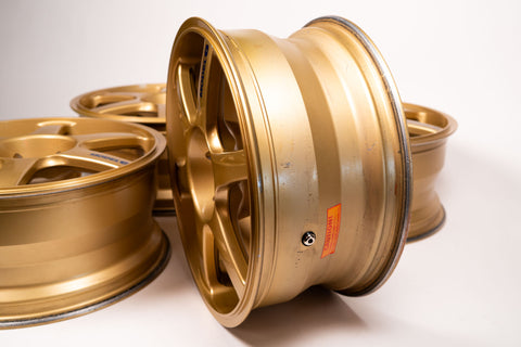 Yokohama Advan AVS Model 6  17" 8J +35 (5x100)