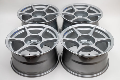 Buddy Club P1 16" 8.5J +17, 8.5J +27 (5x114.3)