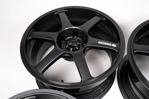 Yokohama Advan AVS Model 6  17" 9J +45, 8J +35 (5x114.3)