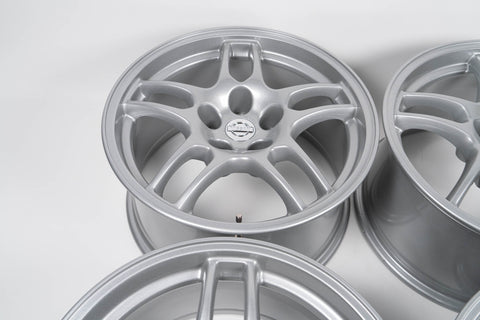 Nissan Skyline R33 GTR 17" 9J +30 (5x114.3)