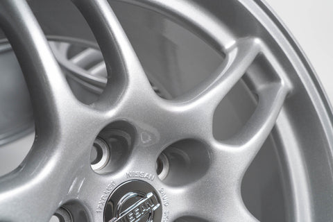 Nissan Skyline R33 GTR 17" 9J +30 (5x114.3)