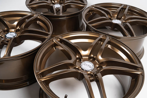 Yokohama AVS Model 5 17" 8J +45 (5x114.3)