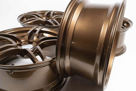 Yokohama AVS Model 5 17" 8J +45 (5x114.3)