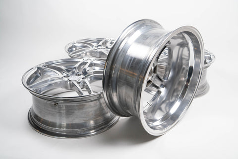 Yokohama AVS Model 5 17" 7J +50 (5x100)