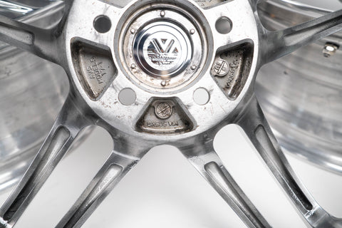 Yokohama AVS Model 5 17" 7J +50 (5x100)