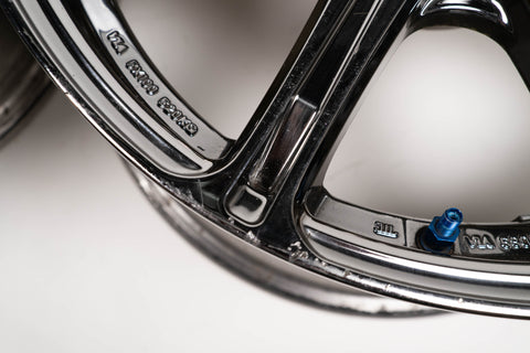 WORK XC8 17" 8J +35 (5x114.3)
