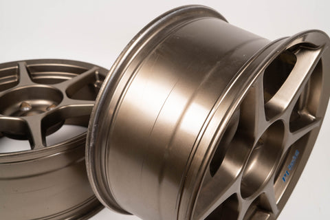 Buddy Club P1 17" 8J +32 (5x114.3) Pair