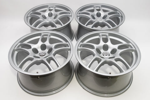 Nissan Skyline R33 GTR 17" 9J +30 (5x114.3)