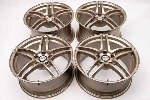 AVS Model 5 17" 9J +35, 8J +30 (5x114.3)