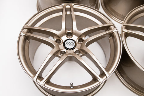 AVS Model 5 17" 9J +35, 8J +30 (5x114.3)