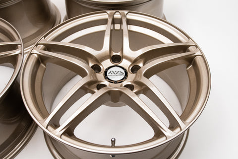 AVS Model 5 17" 9J +35, 8J +30 (5x114.3)