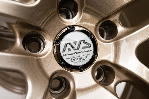 AVS Model 5 17" 9J +35, 8J +30 (5x114.3)