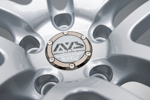 AVS Model 5 17" 9J +35, 8J +30 (5x114.3)