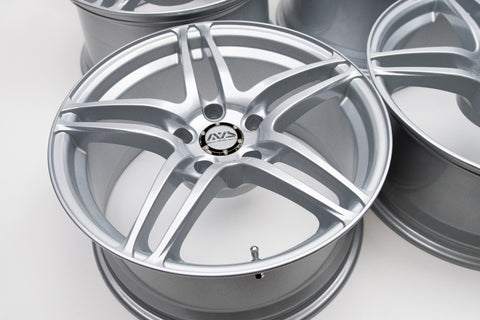 AVS Model 5 17" 9J +35, 8J +30 (5x114.3)