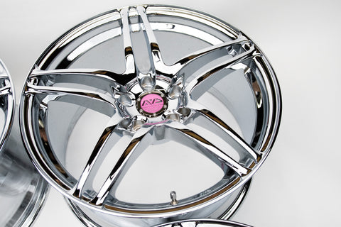 AVS Model 5 18" 9J +35, 8J +30 (5x114.3) *Triple Chrome Plated*