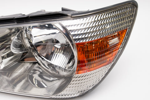 Toyota Altezza (SXE10/GXE10) Headlights