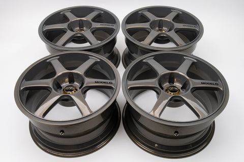 AVS Model 6 17" 9J +40, 9J +45 (5x114.3)