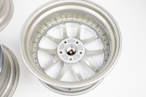 WORK VS-SS 17" 9J +32, 8J +47 (5x114.3)