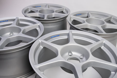 Buddy Club P1 17" 9J +17, 9J +37 (5x114.3)