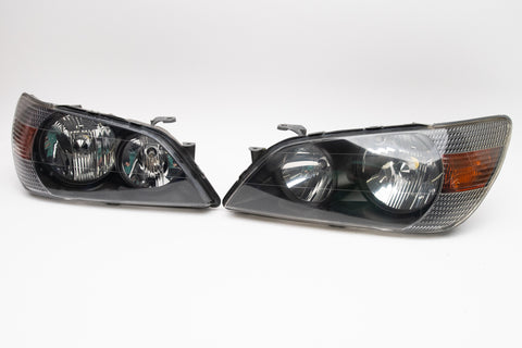 Toyota Altezza (SXE10) Headlights