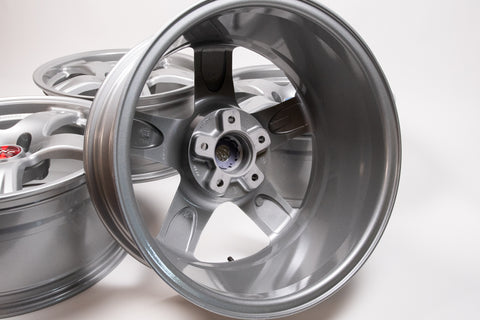 CST Precedeo Hyper 01 17" 8J +30 (5x114.3)