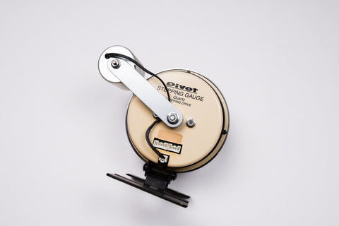 Pivot 80mm Stepping Gauge Tachometer F0