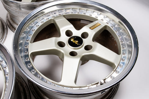 Desmond Wise Sports 17" 9J +17 (5x114.3)