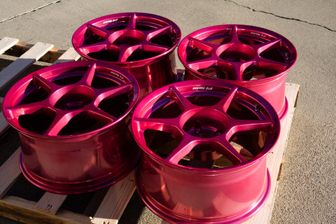 Buddy Club P1 17" 9J +17 (5x114.3) *Candy Pink*