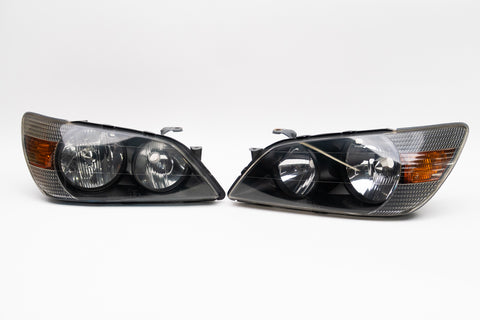 Toyota Altezza (SXE10/GXE10) Headlights