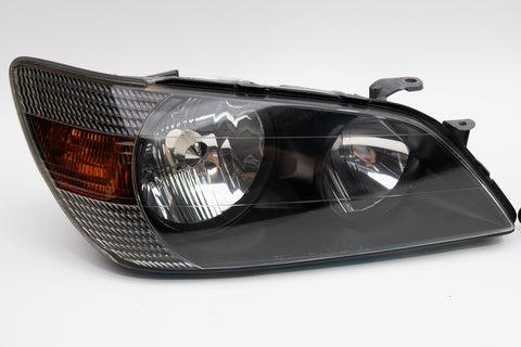 Toyota Altezza (SXE10/GXE10) Headlights