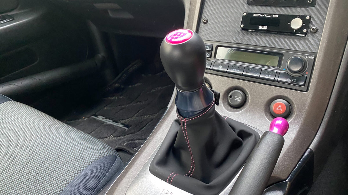 Yashio Factory Nissan Silvia S13 / S14 / S15 Shift Knob and Shift Boot Set