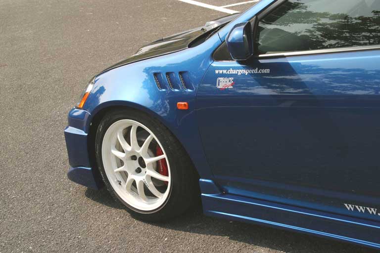 CHARGESPEED Honda Integra (DC5) Front Fenders (20mm Wider per Side) 2