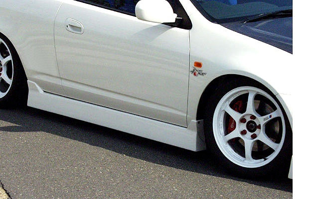 CHARGESPEED Honda Integra (DC5) Side Steps (TYPE-1)