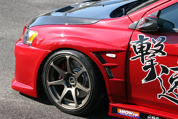 CHARGESPEED Mitsubishi Lancer Evolution X (CZ4A) D-1 Style Vented Front Fenders 20mm Wider per Side (FRP with Ducts) 2