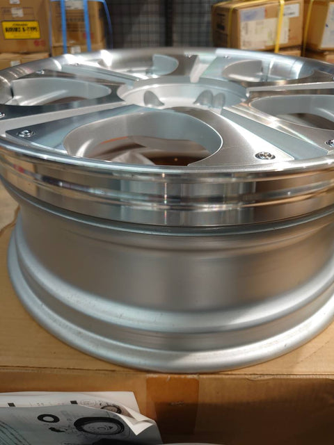 G-Corporation Velvet BLAZE (4 / 5x114.3) 18x7.5 +45