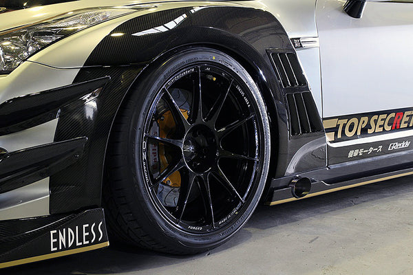Top Secret R35 Front Wide Fenders TYPE 1