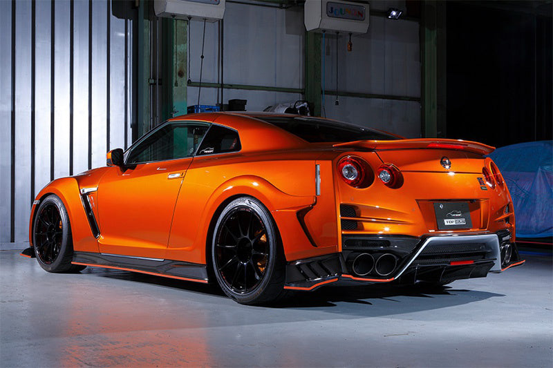 Top Secret R35 M17 Rear Over Fenders