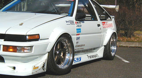 Crystal Body Yokohama Toyota Corolla Levin / Trueno (AE86) Side Steps