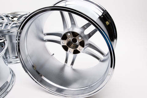 AVS Model 5 18" 10JJ +45, 9JJ +35 (5x114.3) *Triple Chrome Plated*