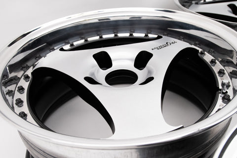 Advan Oni 16" 8J +25 (4x114.3)