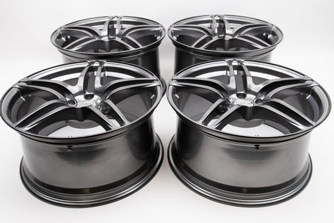 AVS Model 5 18" 10J +45, 9J +35 (5x114.3)